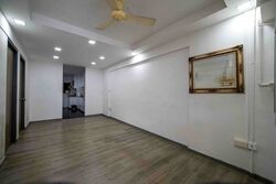 Blk 4 Lew Lian Gardens (Serangoon), HDB 3 Rooms #558440011
